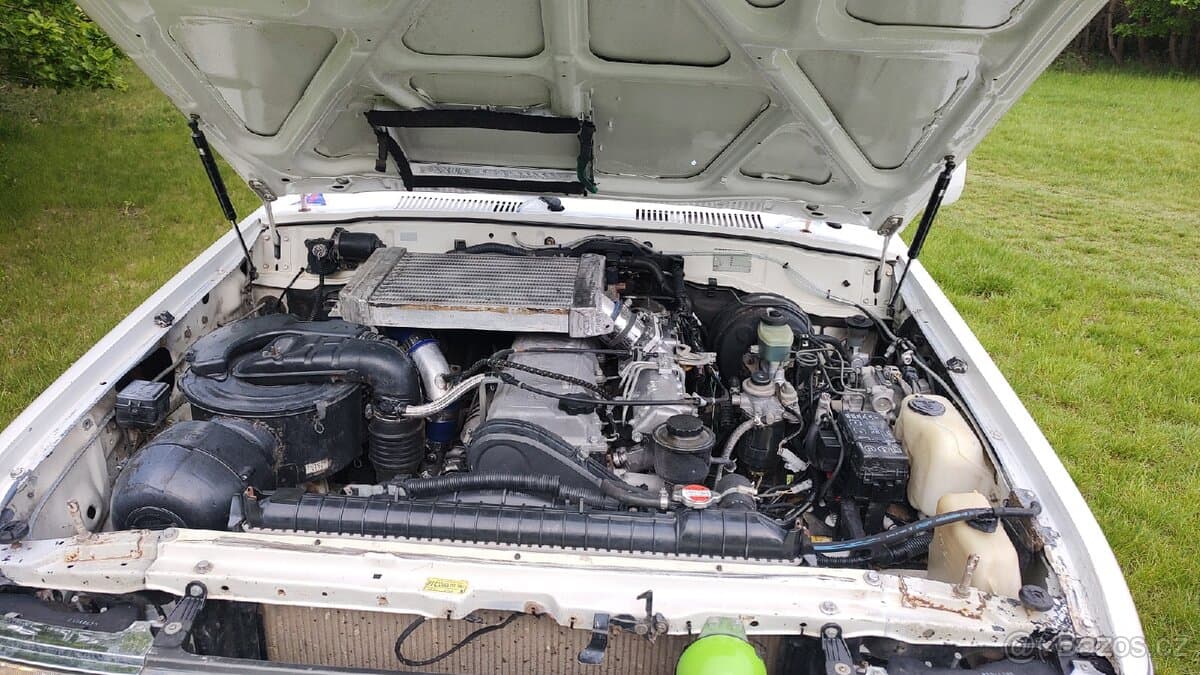 Toyota LAND CRUISER - 12