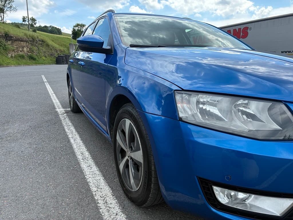 Škoda OCTAVIA - 12