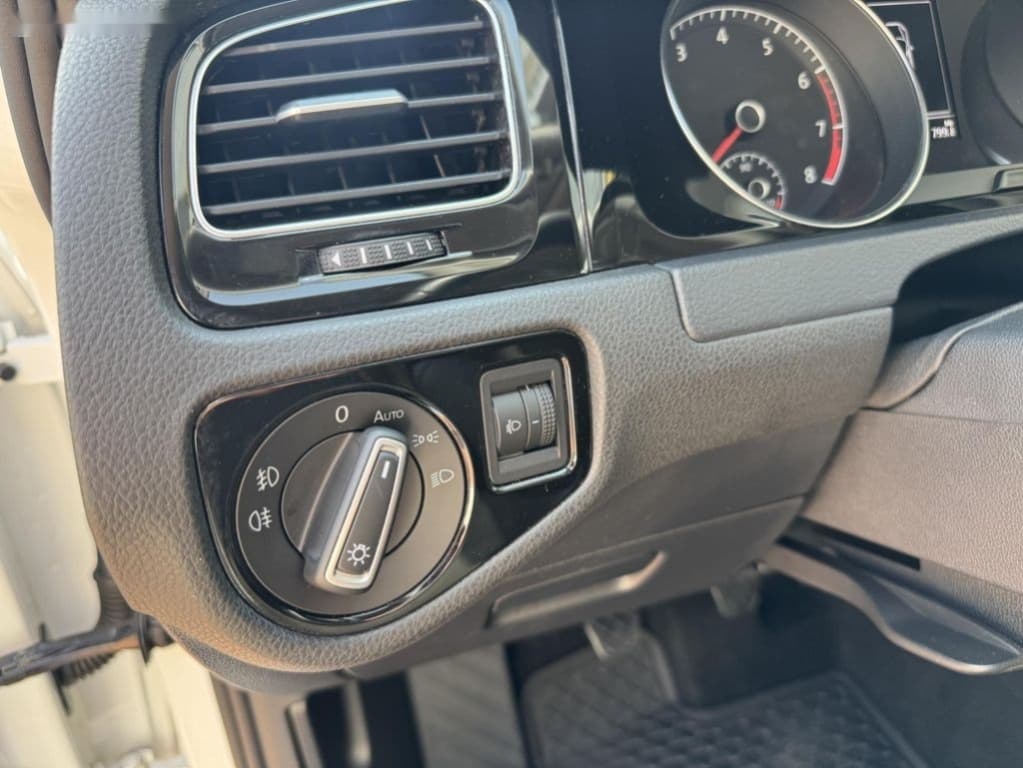 2014 Volkswagen GOLF - 12