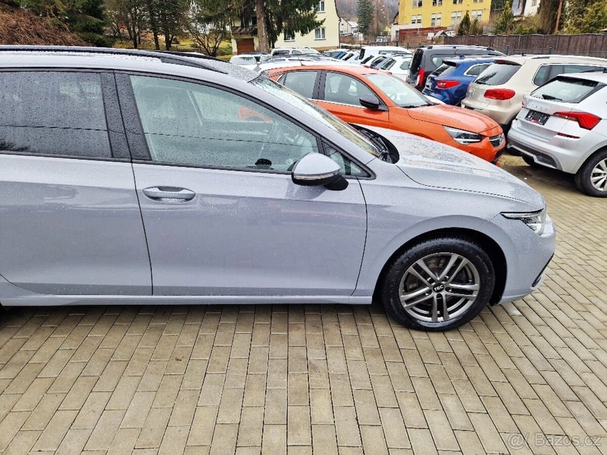 2021 Volkswagen GOLF - 12