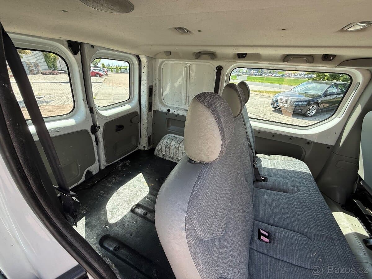 2008 Renault TRAFIC - 12