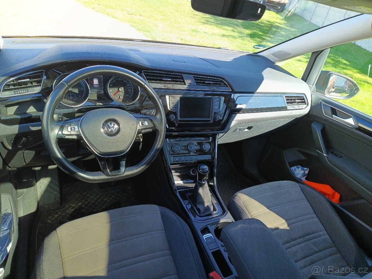 2015 Volkswagen TOURAN - 12
