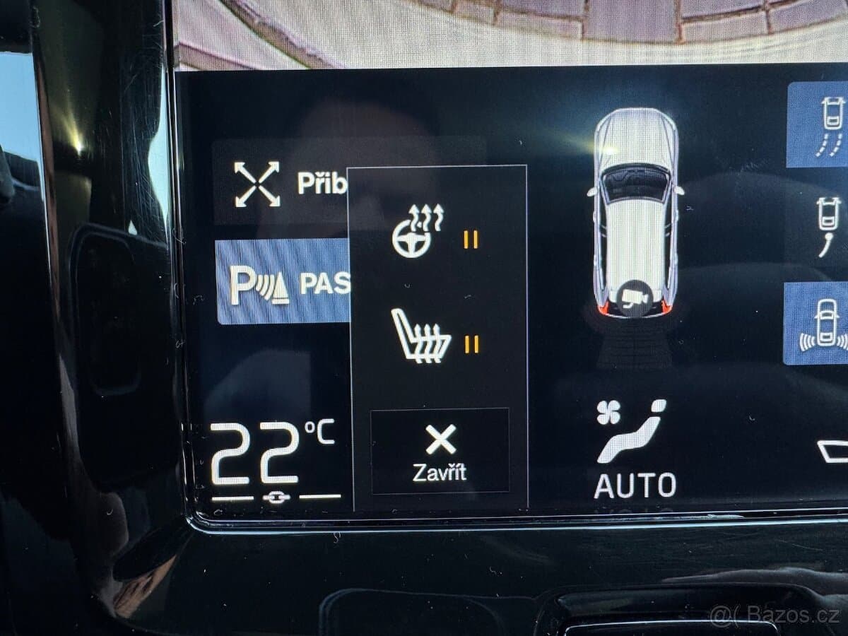 2018 Volvo XC60 - 12