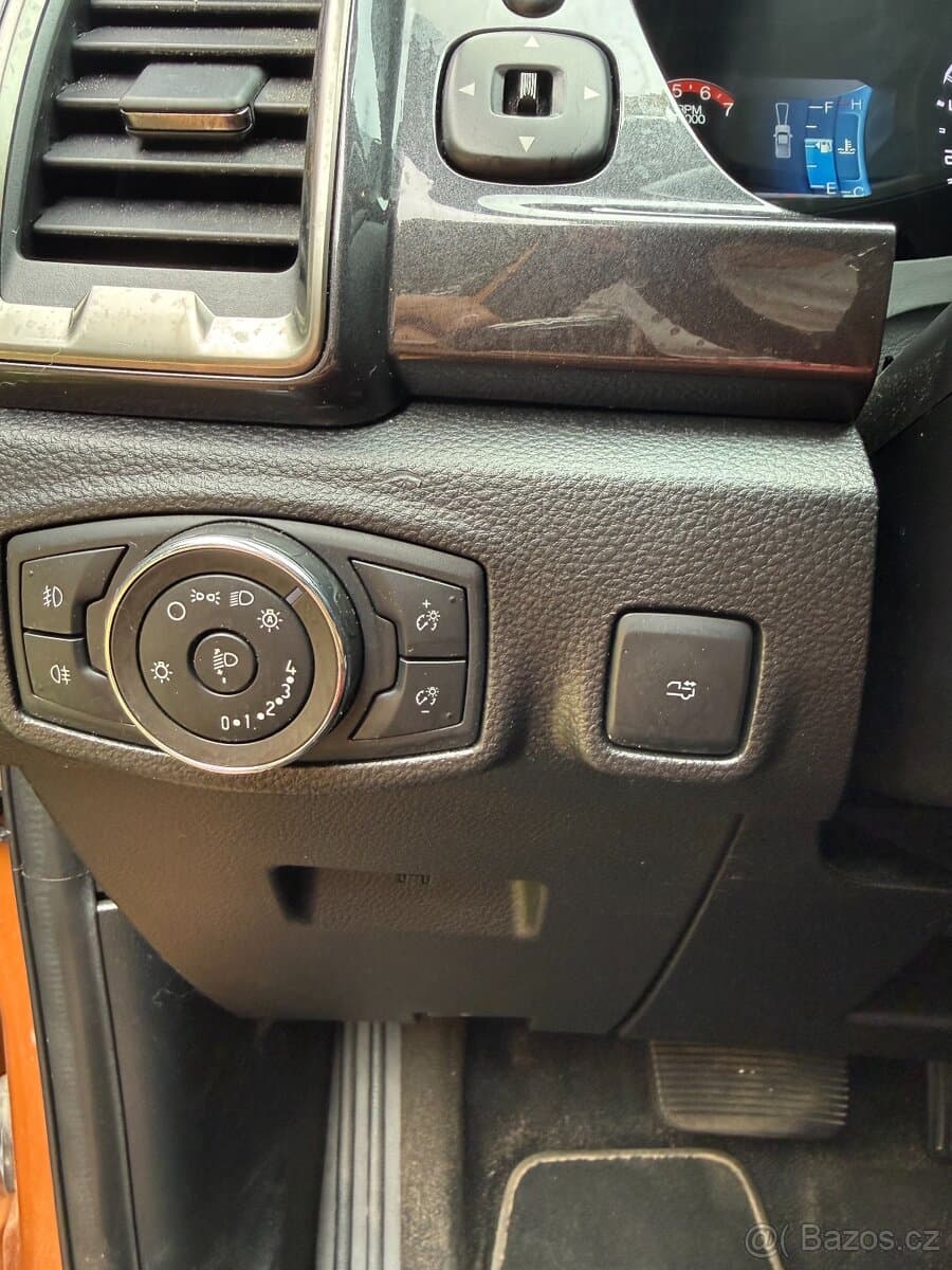 Ford RANGER - 12