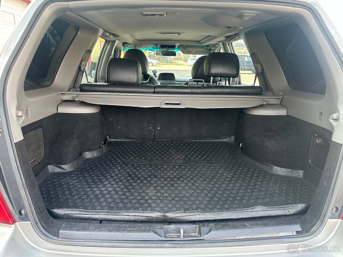 2005 Subaru FORESTER - 12