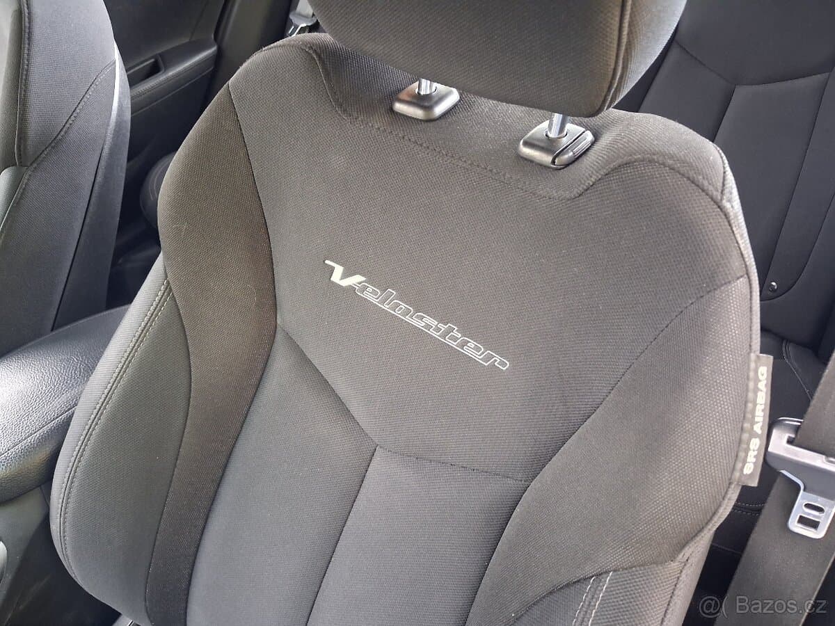 2011 Hyundai VELOSTER - 12