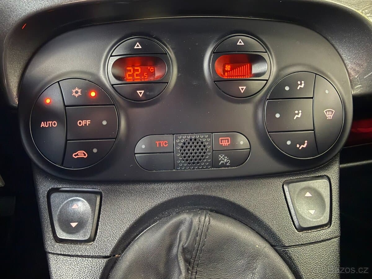 2016 Fiat 500 - 12