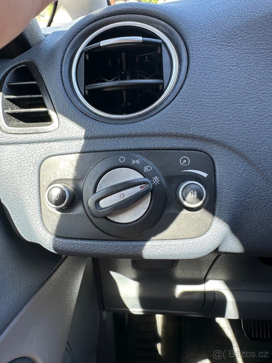 2010 Ford S-MAX - 12