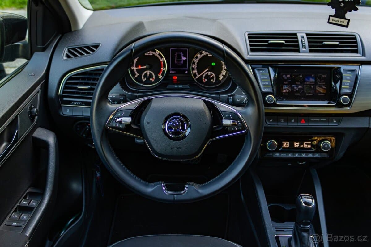 2021 Škoda FABIA - 12