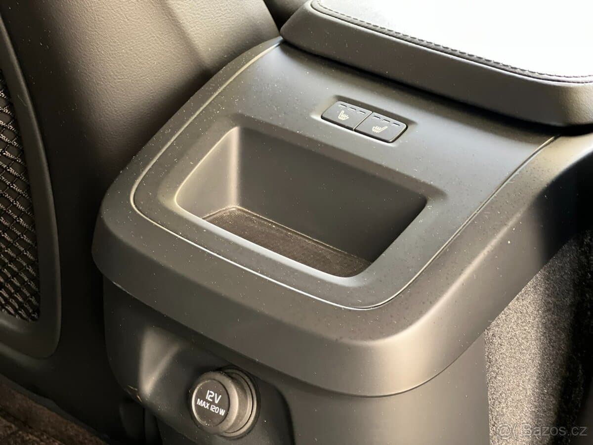 2018 Volvo V90 - 12