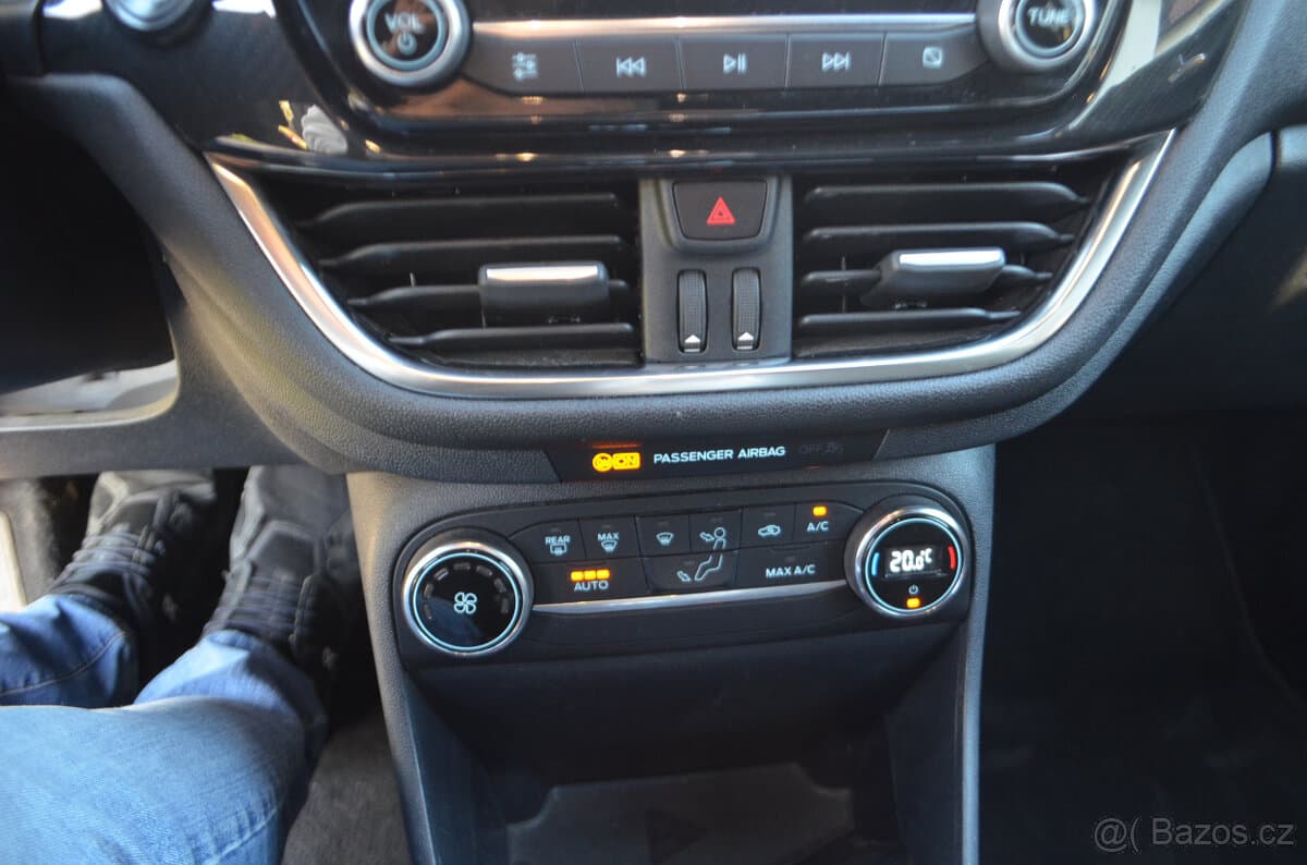2020 Ford FIESTA - 12