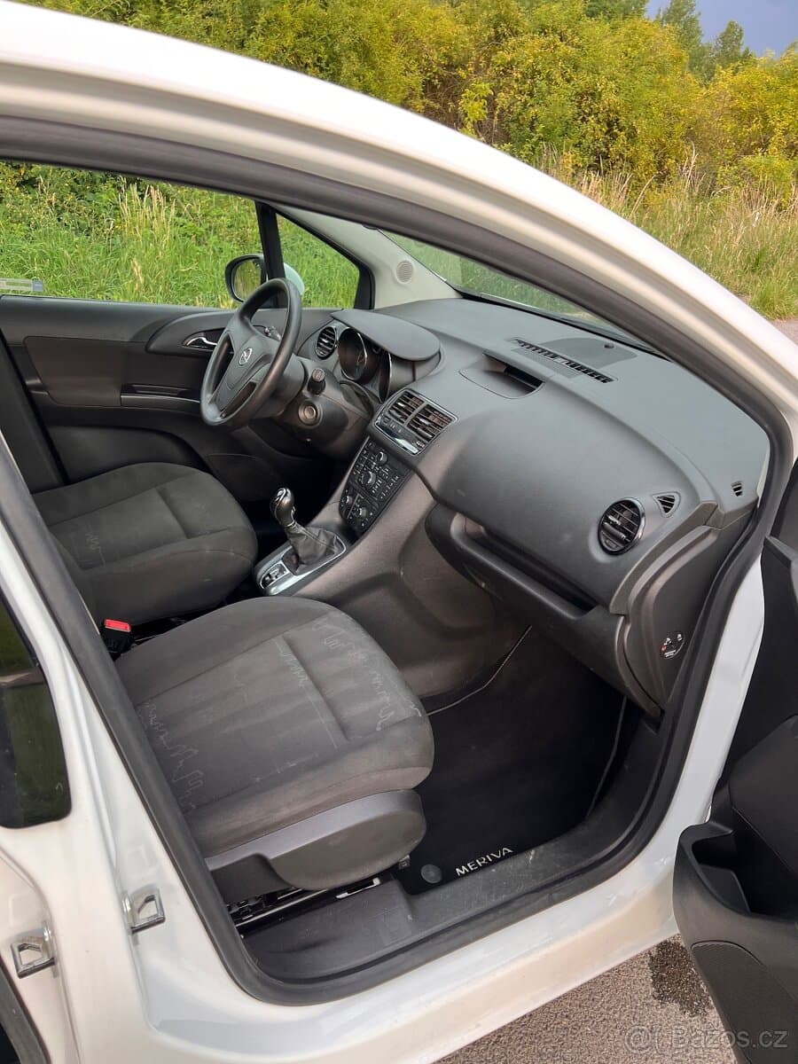 2016 Opel MERIVA - 12