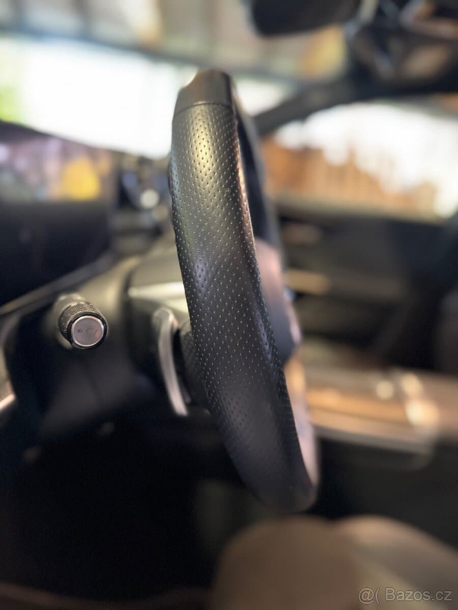 2022 Mercedes-Benz C-CLASS - 12