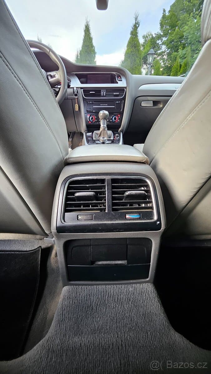 2011 Audi A4 - 12