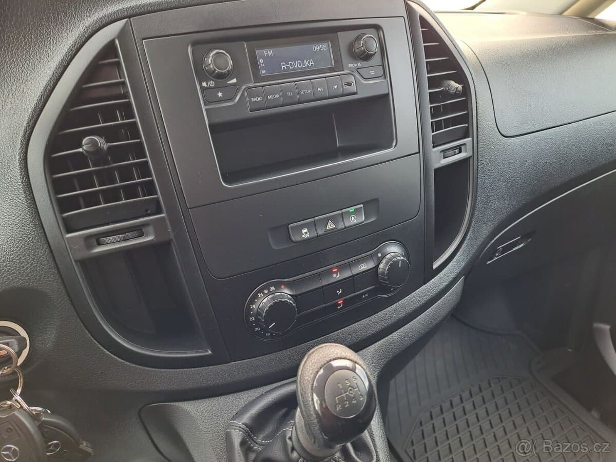 2022 Mercedes-Benz VITO - 12