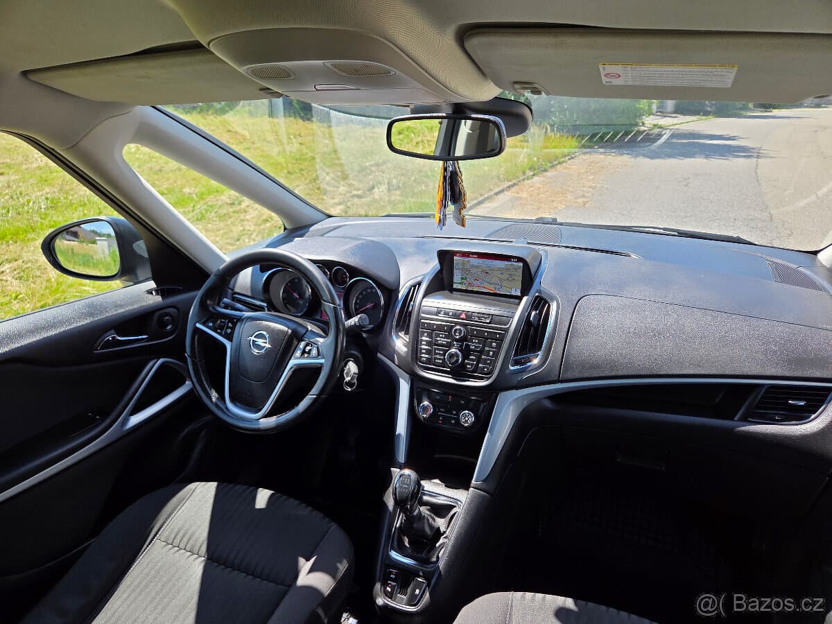 2014 Opel ZAFIRA - 12