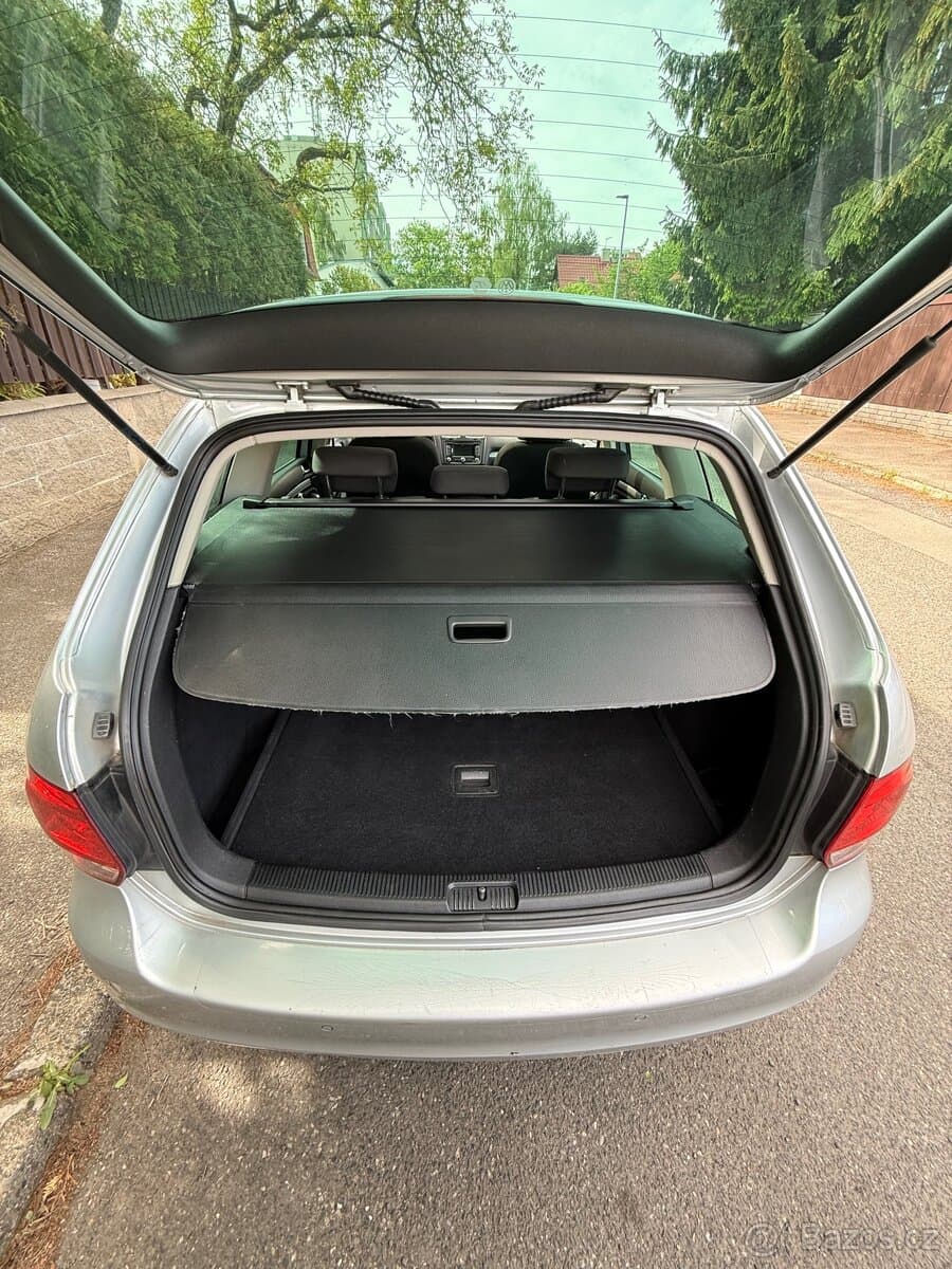 2012 Volkswagen GOLF - 12