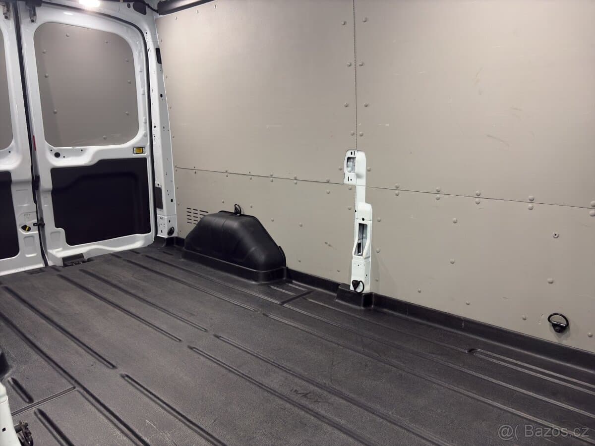 2025 Ford TRANSIT - 12