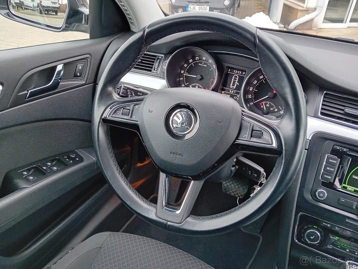 2014 Škoda SUPERB - 12