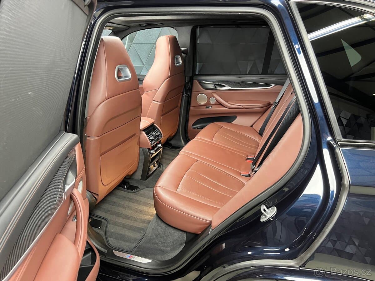 2017 BMW X5 - 12