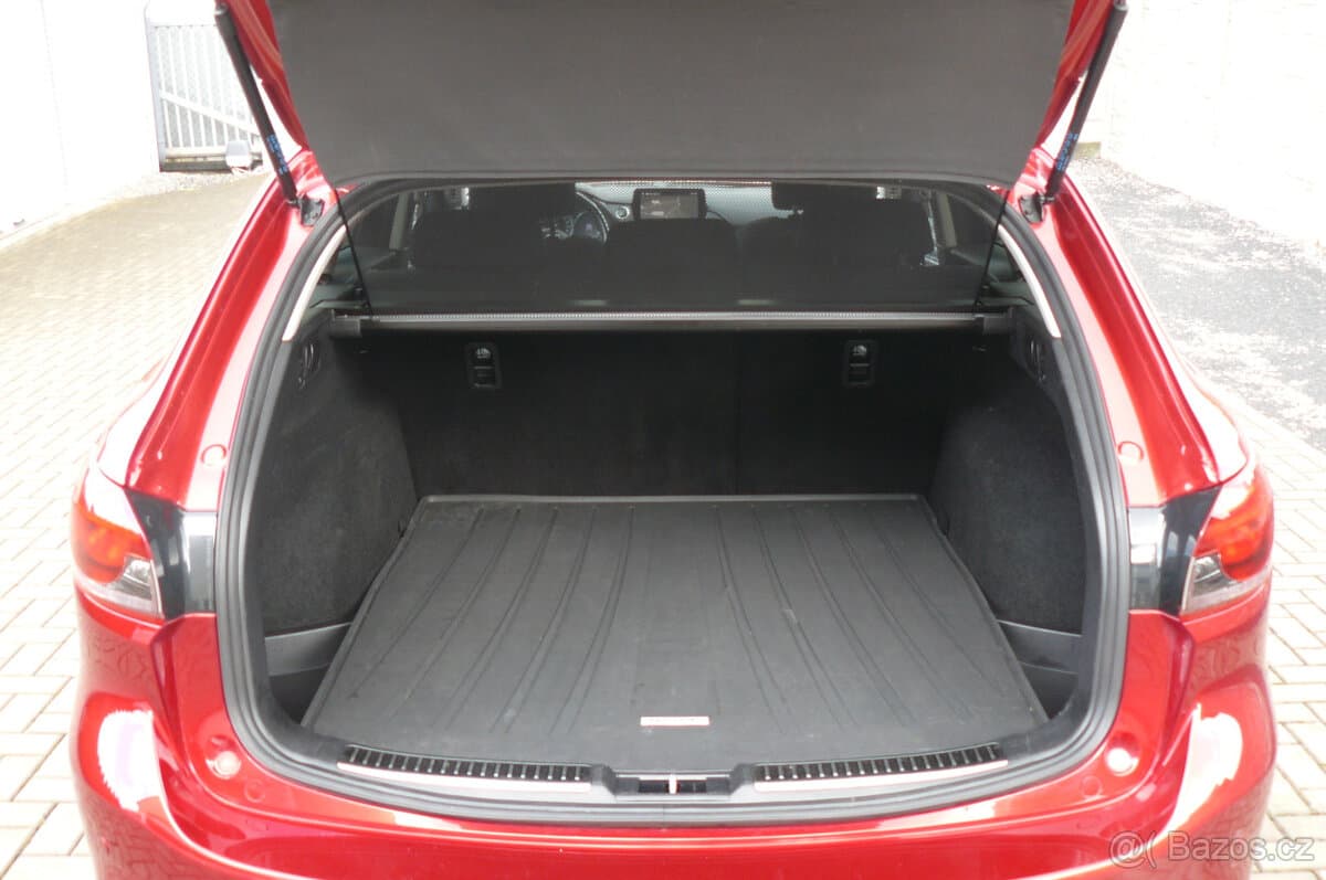 2018 Mazda 6 - 12