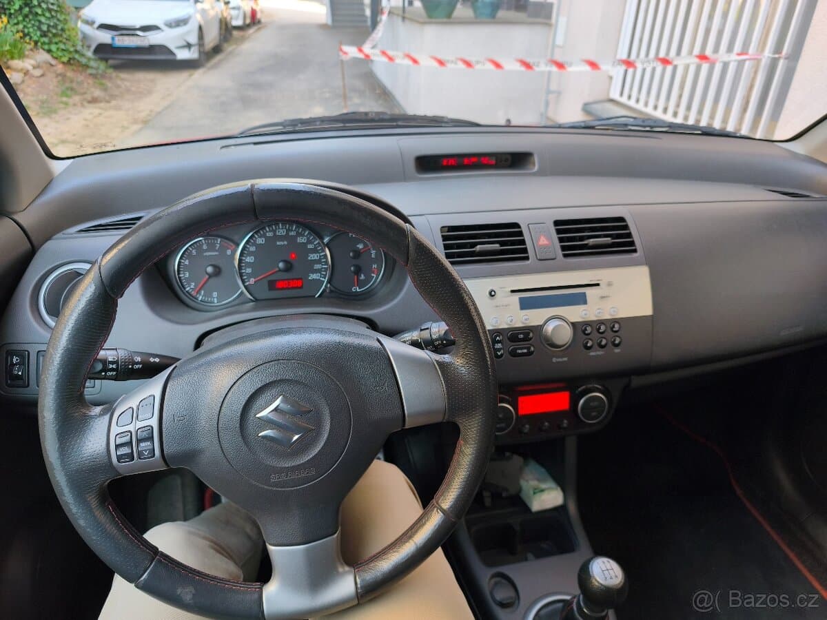 2009 Suzuki SWIFT - 12