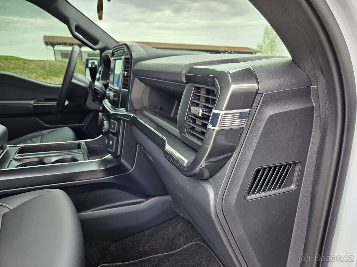 2022 Ford F-150 - 12