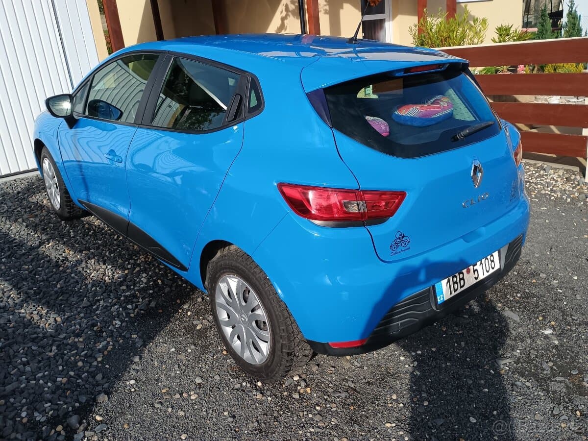 2015 Renault CLIO - 12