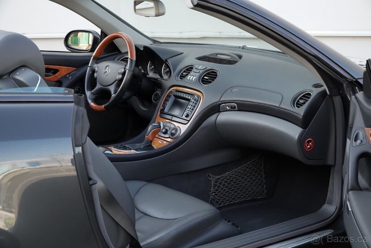 2001 Mercedes-Benz SL - 12