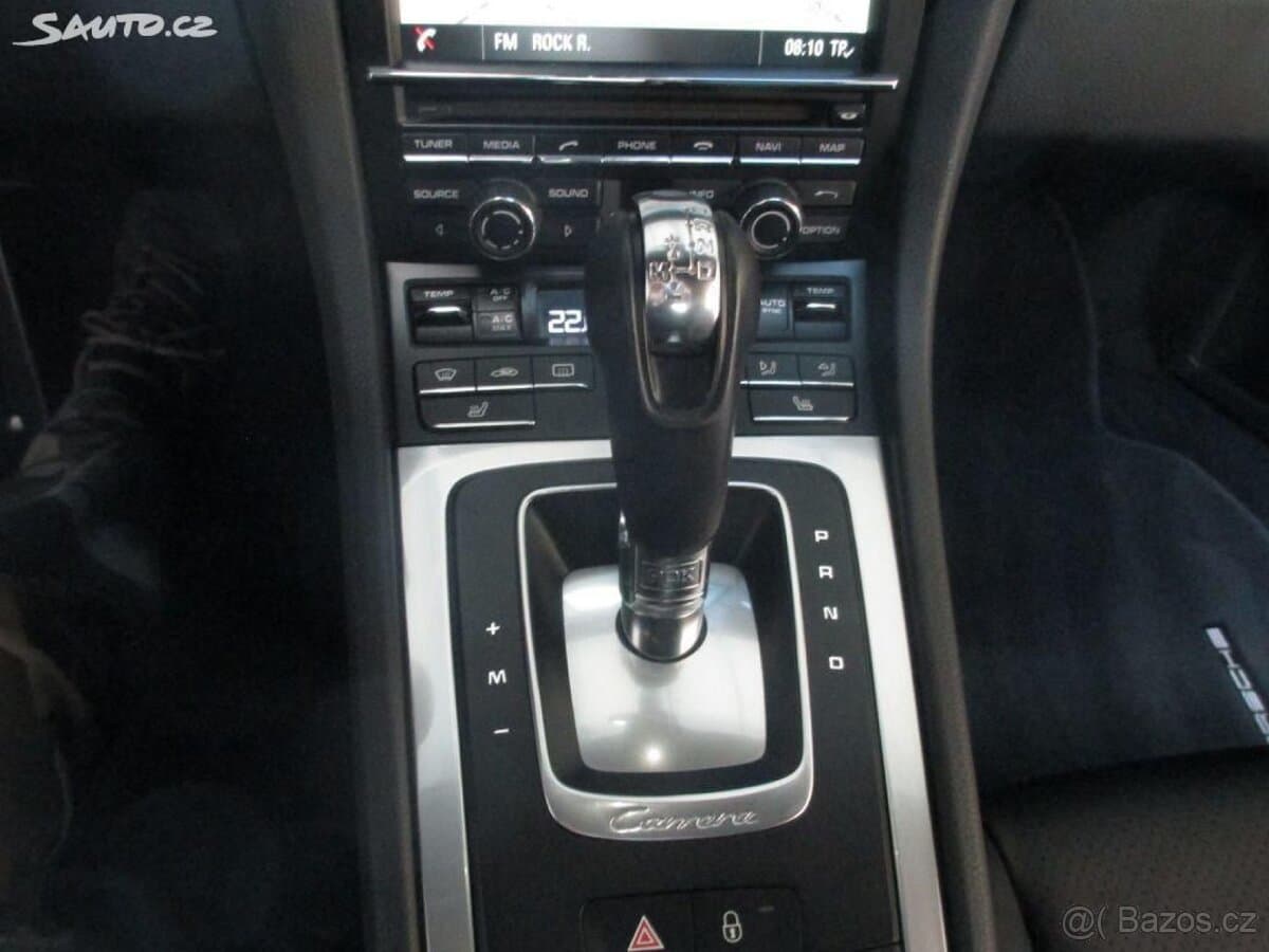 2015 Porsche 911 - 12