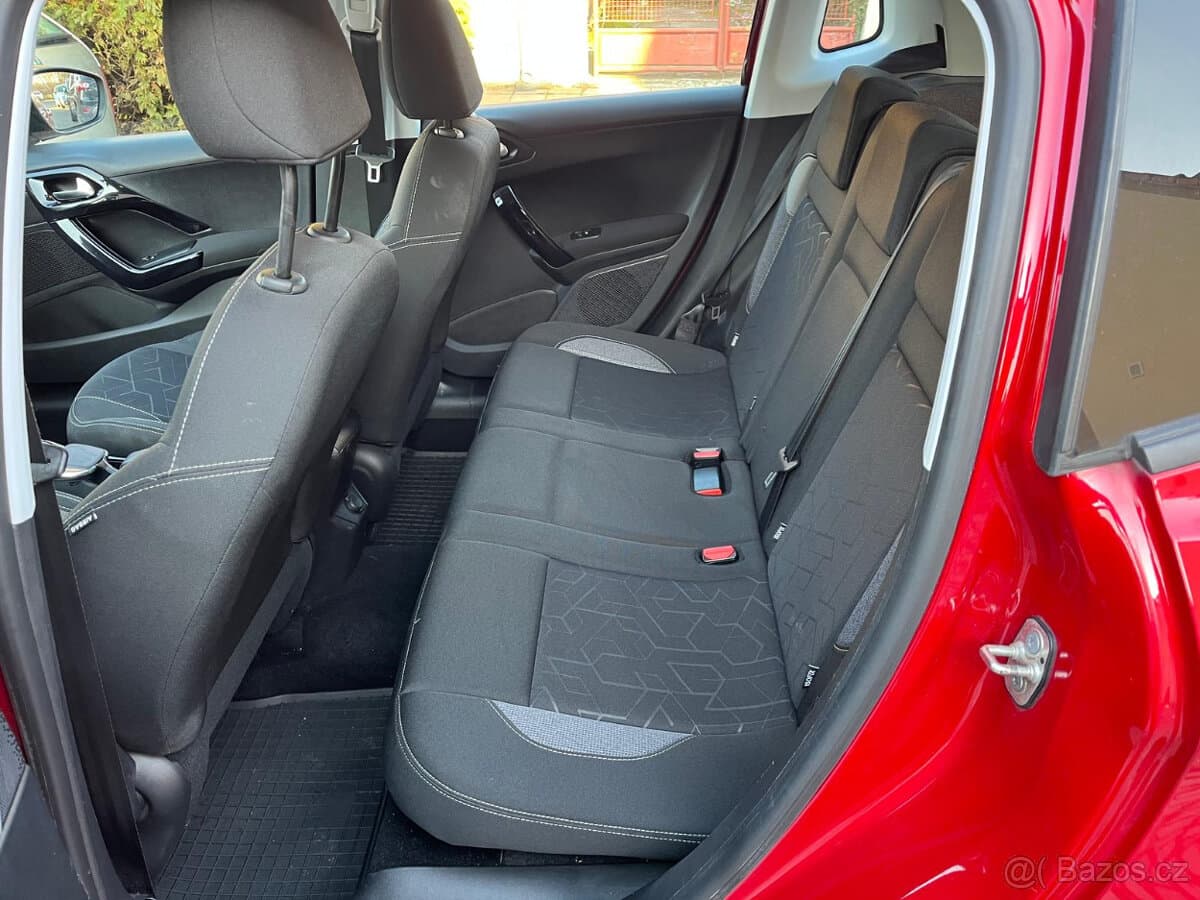 2019 Peugeot 2008 - 12