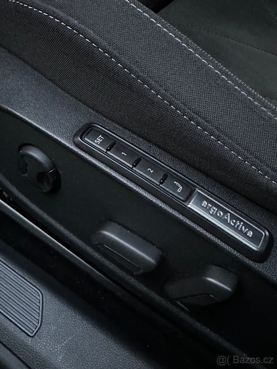 2022 Volkswagen GOLF - 12