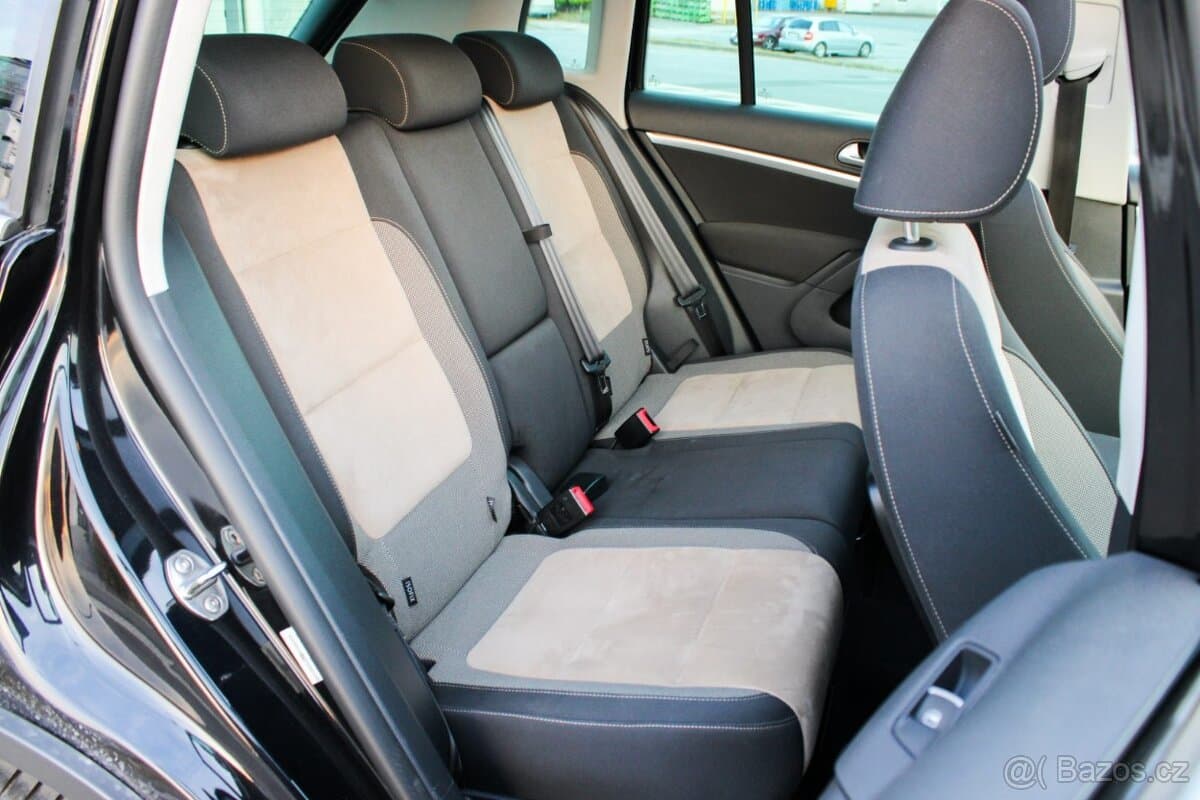 2012 Volkswagen TIGUAN - 12
