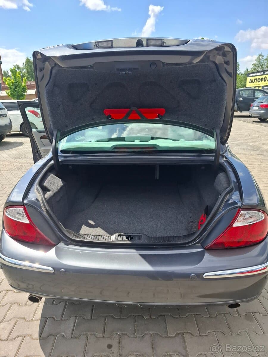 2002 Jaguar S-TYPE - 12