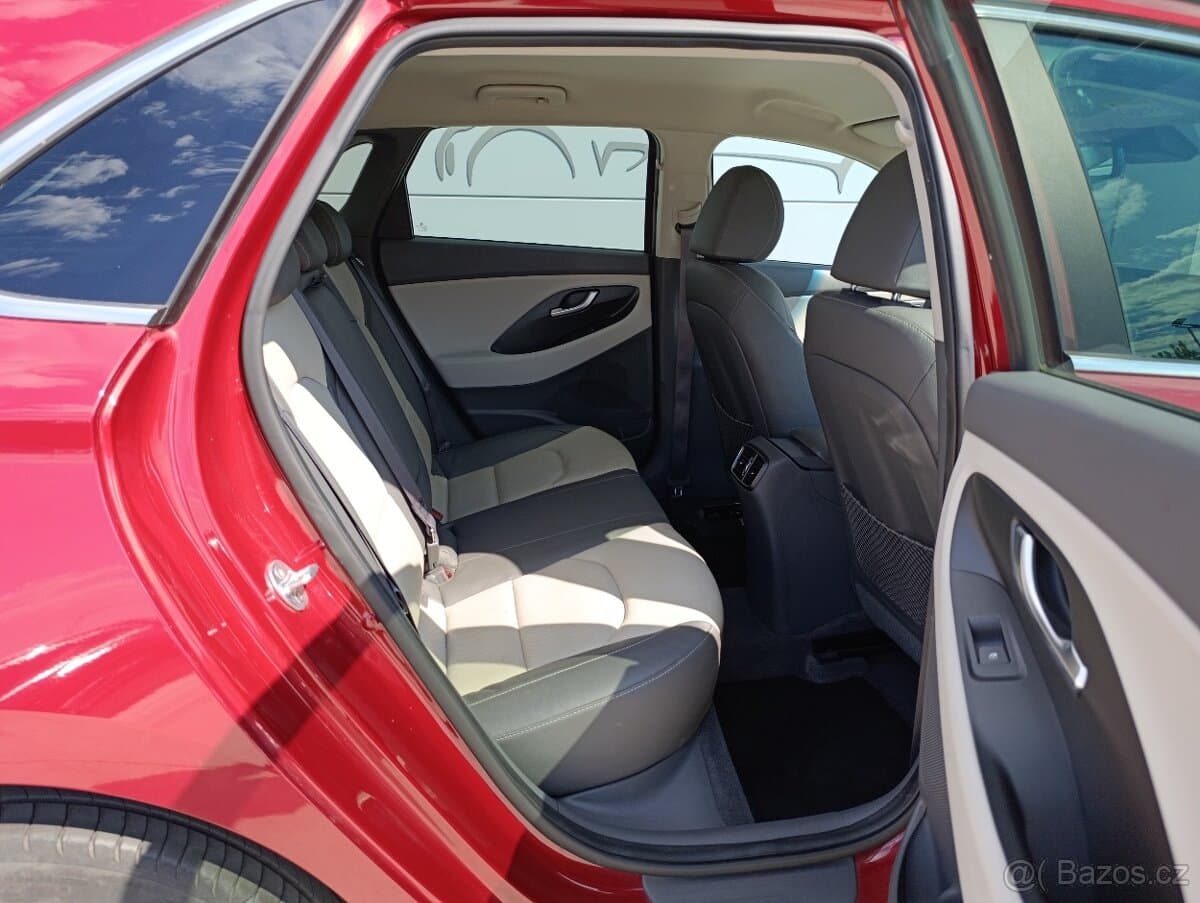 2021 Hyundai i30 - 12