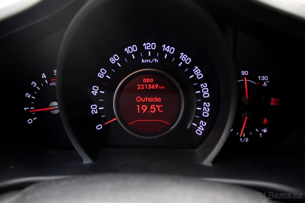 2012 Kia SPORTAGE - 12