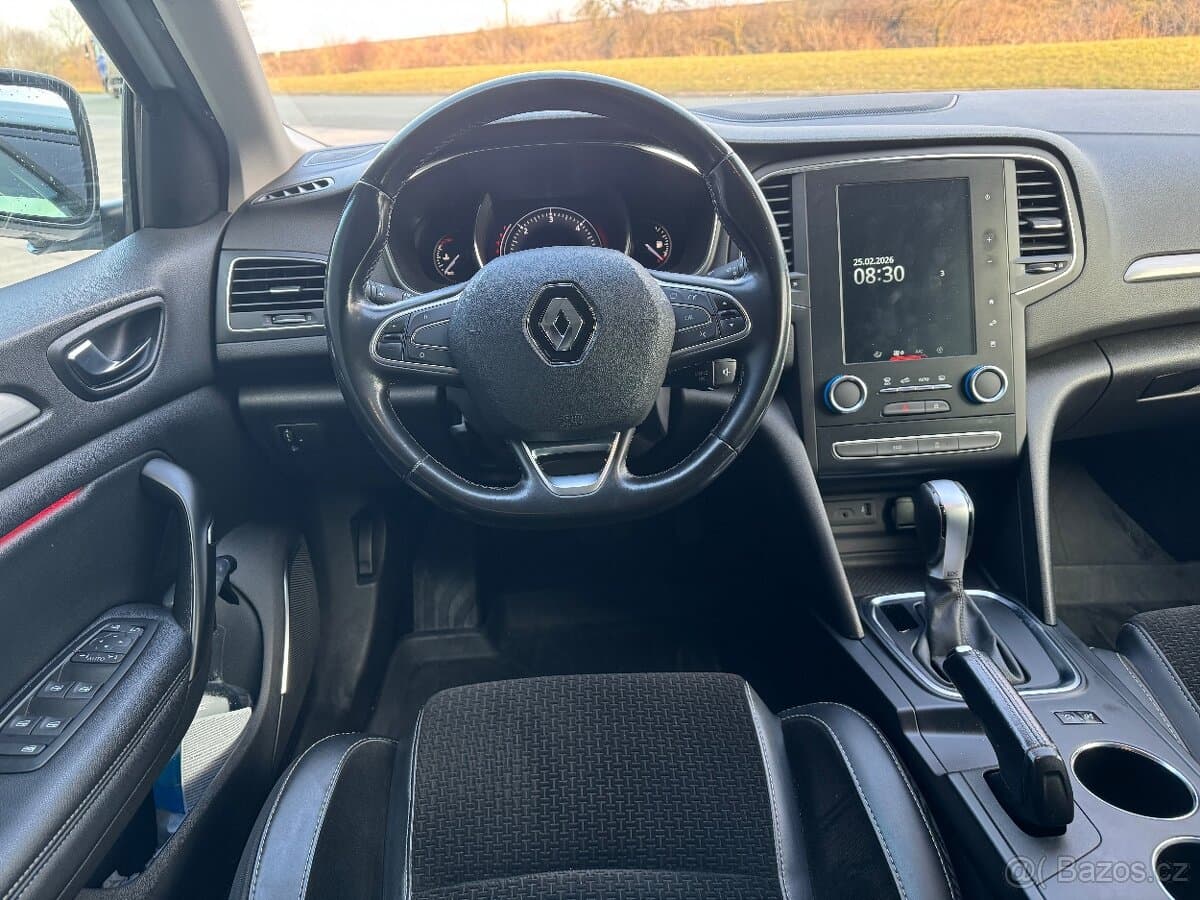 2019 Renault MEGANE - 12