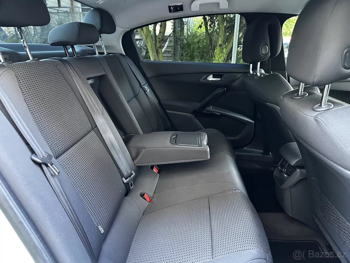 2014 Peugeot 508 - 12