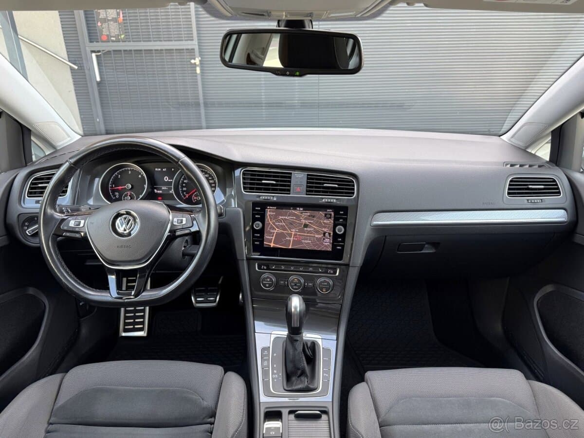 2019 Volkswagen GOLF - 12