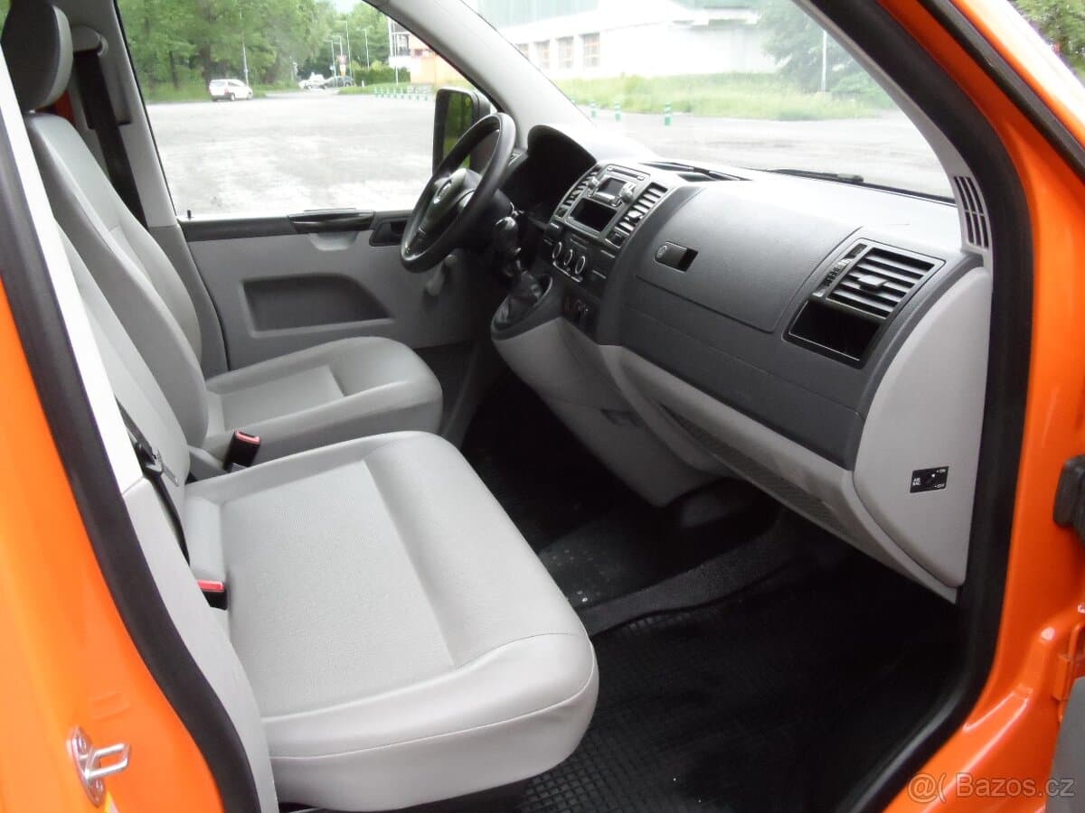 2015 Volkswagen TRANSPORTER - 12
