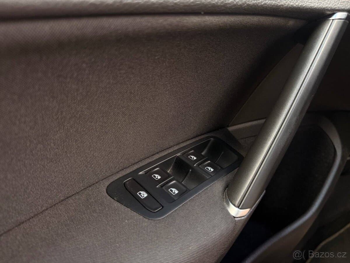 2020 Volkswagen GOLF - 12