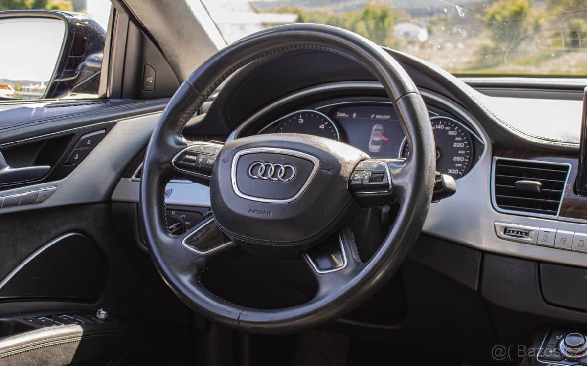 2012 Audi A8 - 12