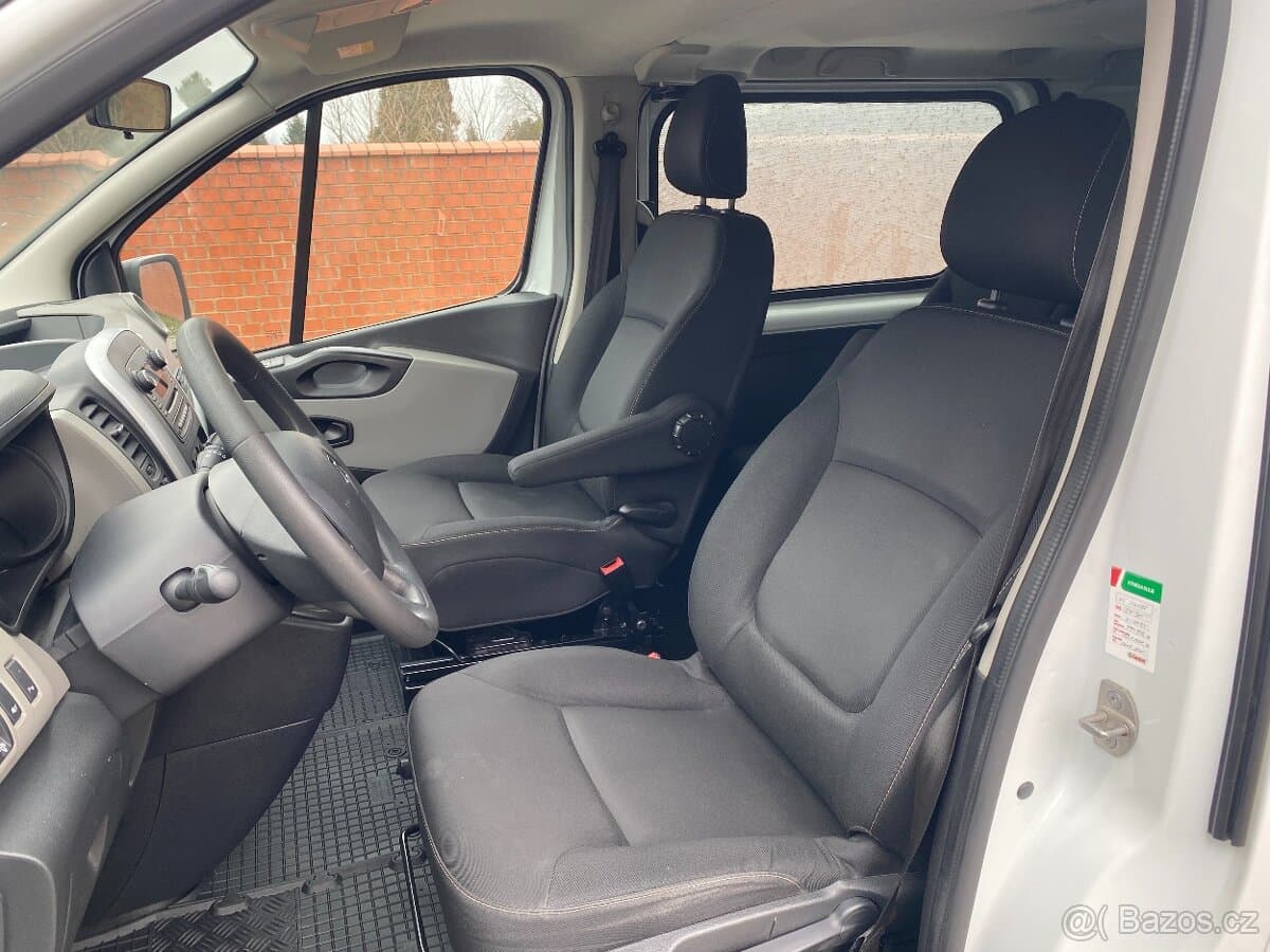 2019 Renault TRAFIC - 12