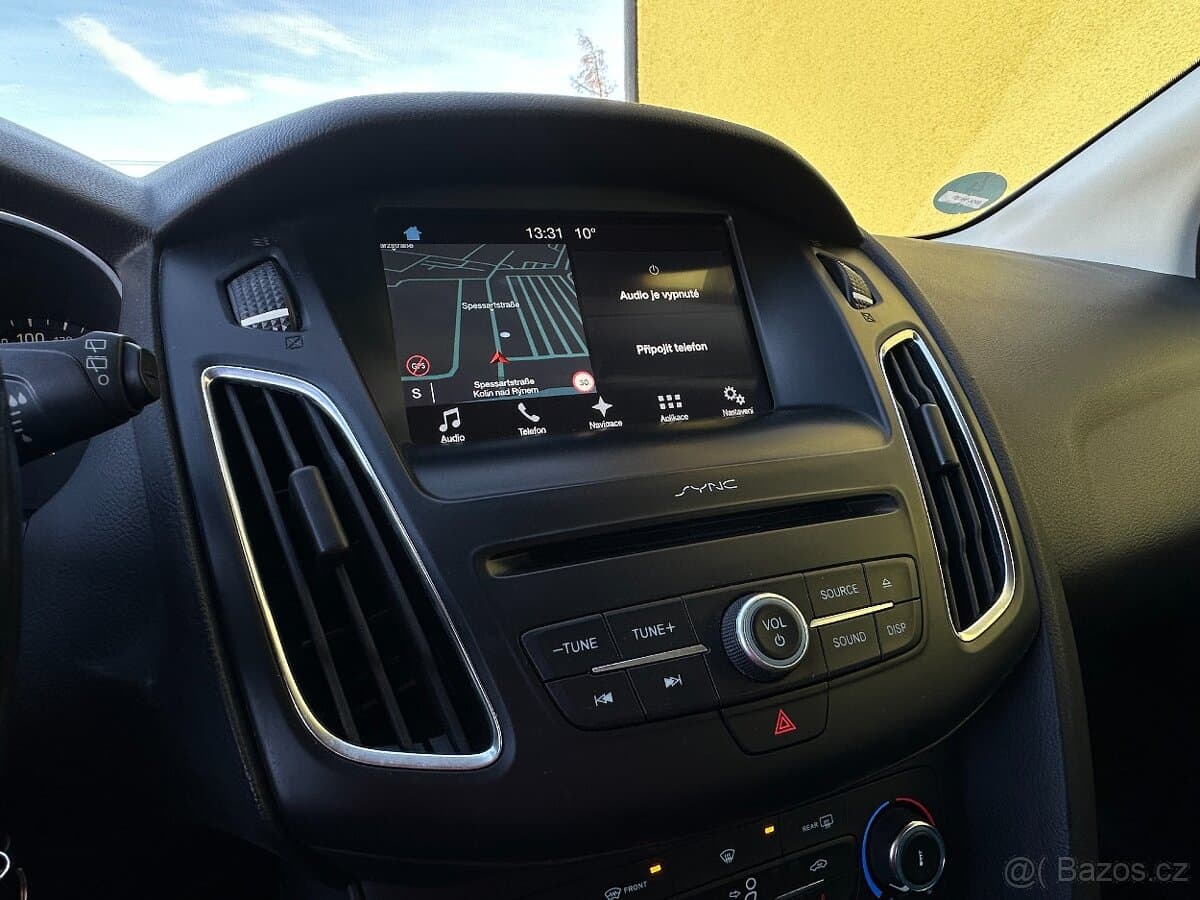 2017 Ford FOCUS - 12