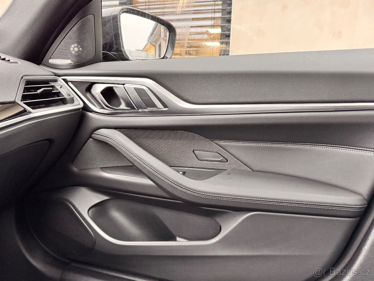 2023 BMW i4 - 12