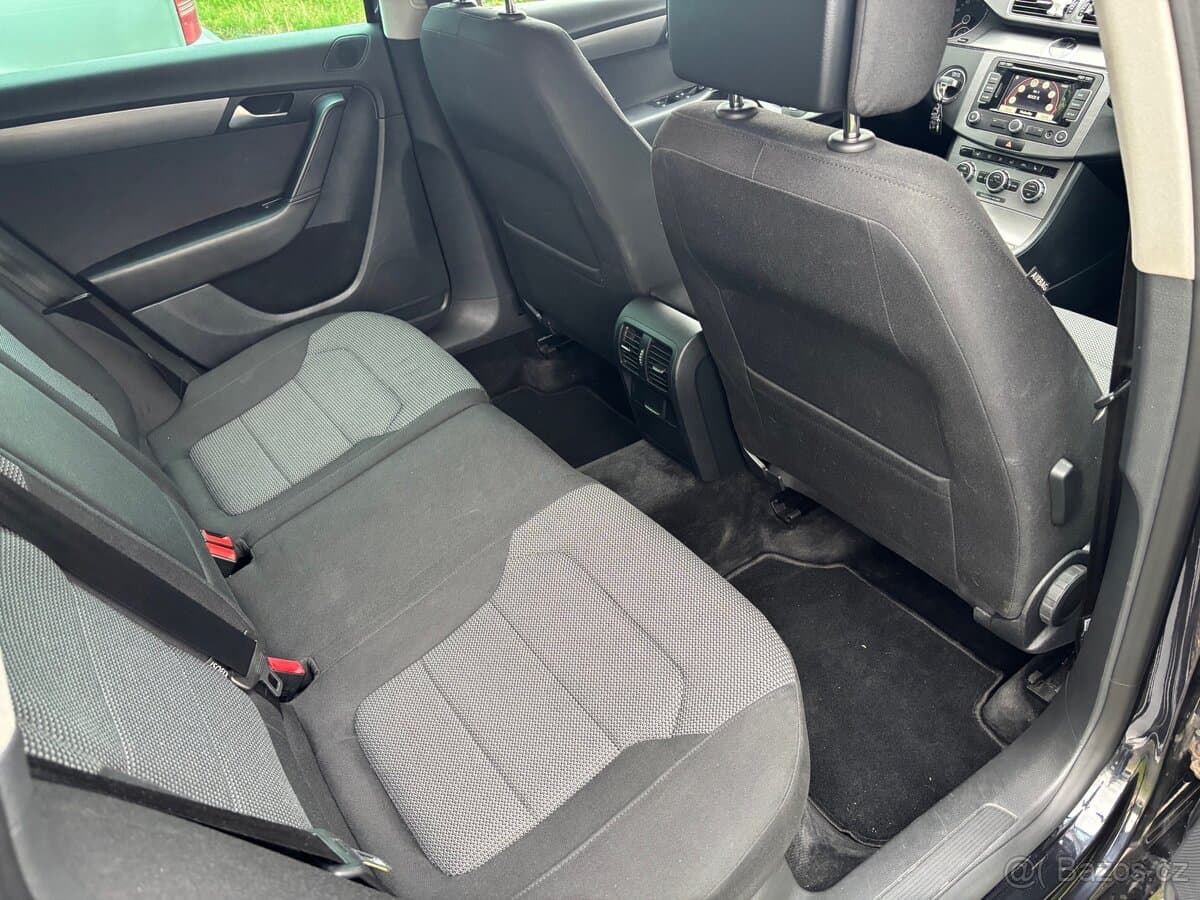 2014 Volkswagen PASSAT - 12