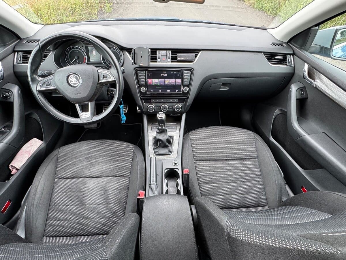 2015 Škoda OCTAVIA - 12