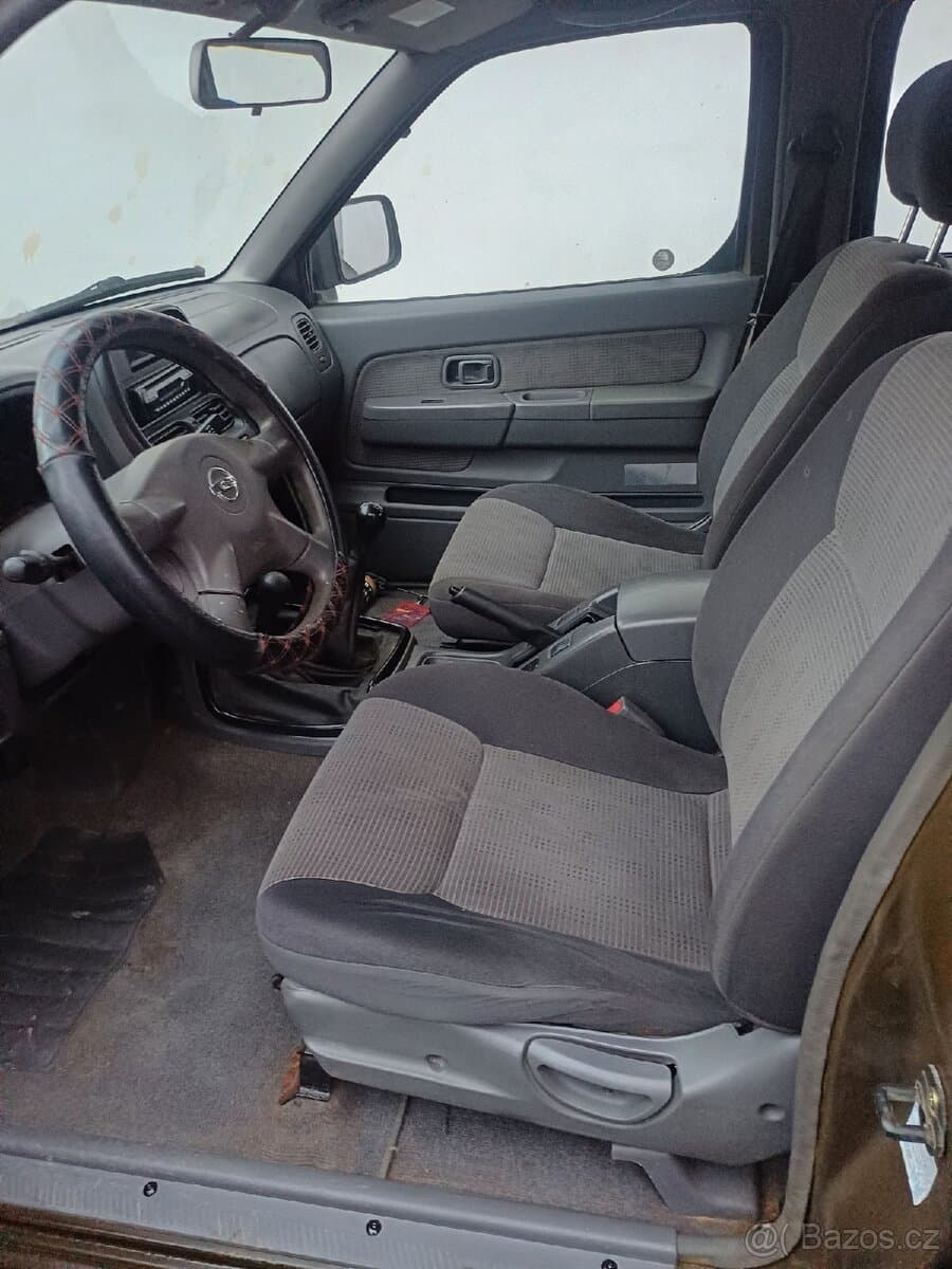 2005 Nissan NAVARA - 12