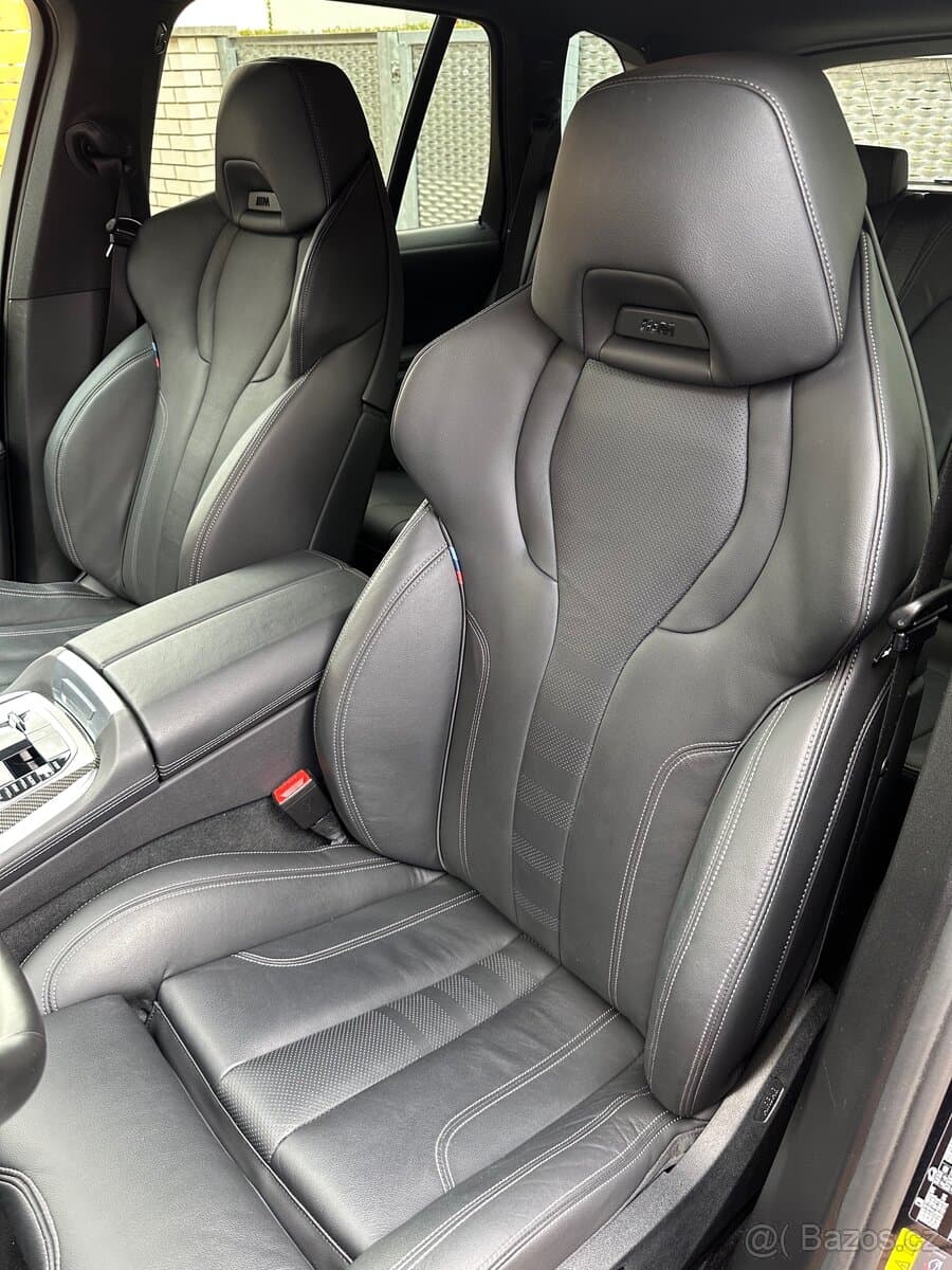 2021 BMW X5 - 12