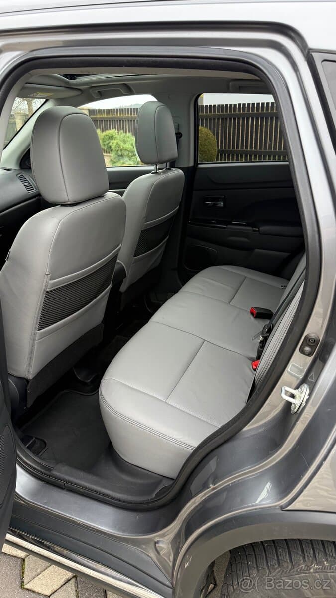 2013 Peugeot 4008 - 12